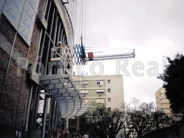 Conheça o trilho para balancins mais confiável do mercado: inovação e qualidade com a Pórtico Real